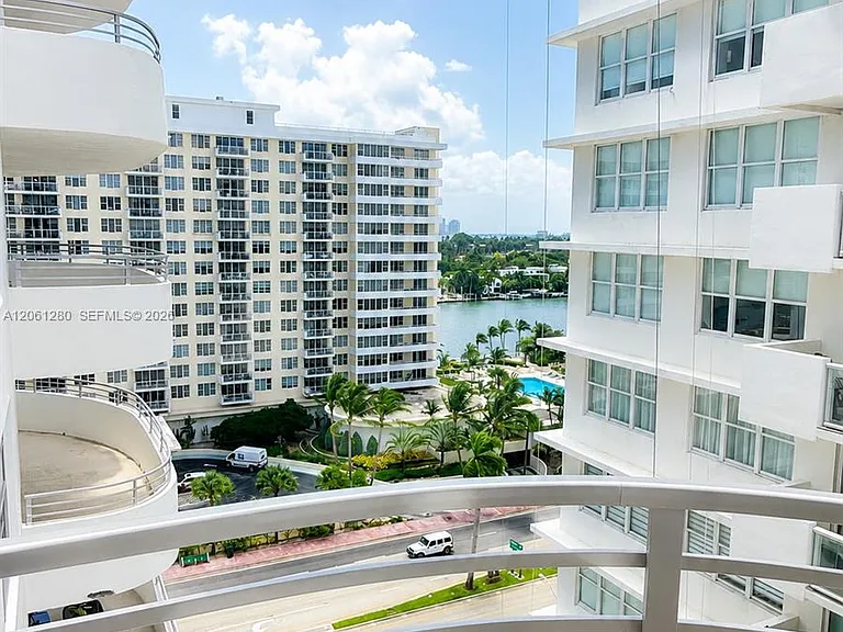 5555 Collins Ave #12C — Photo 27