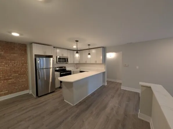 (undisclosed Address), Chicago, IL 60610