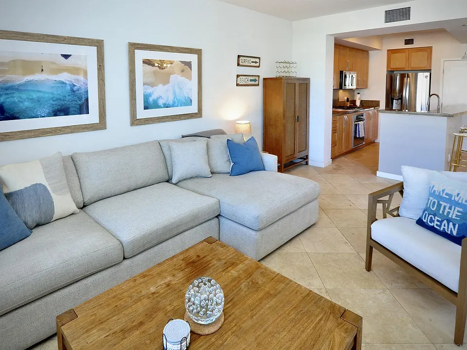 5490 La Jolla Blvd #K207