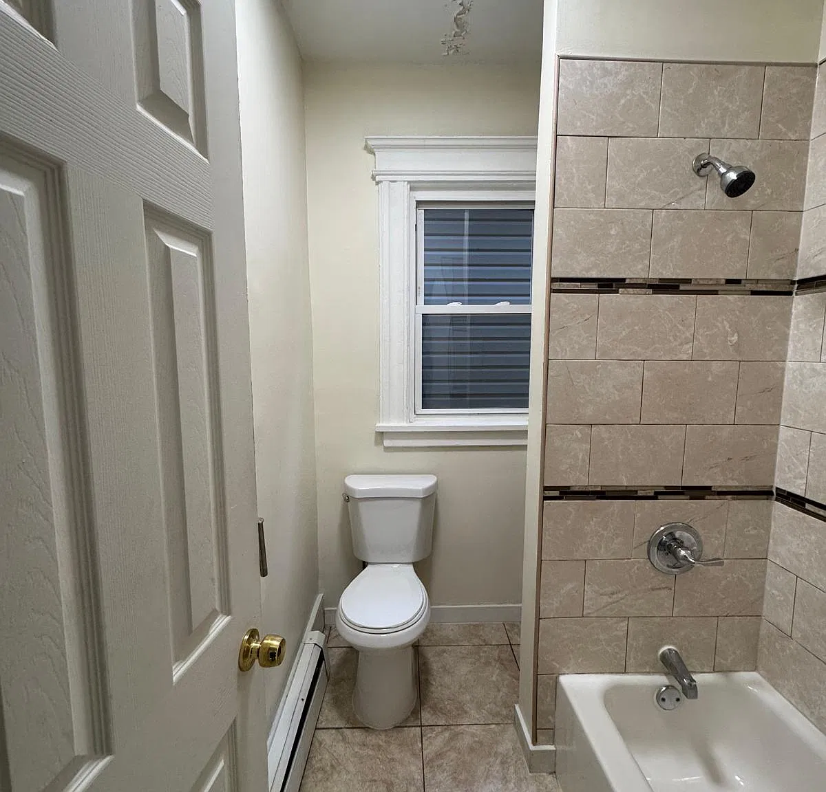 2 bed, $1,900 — Photo 3