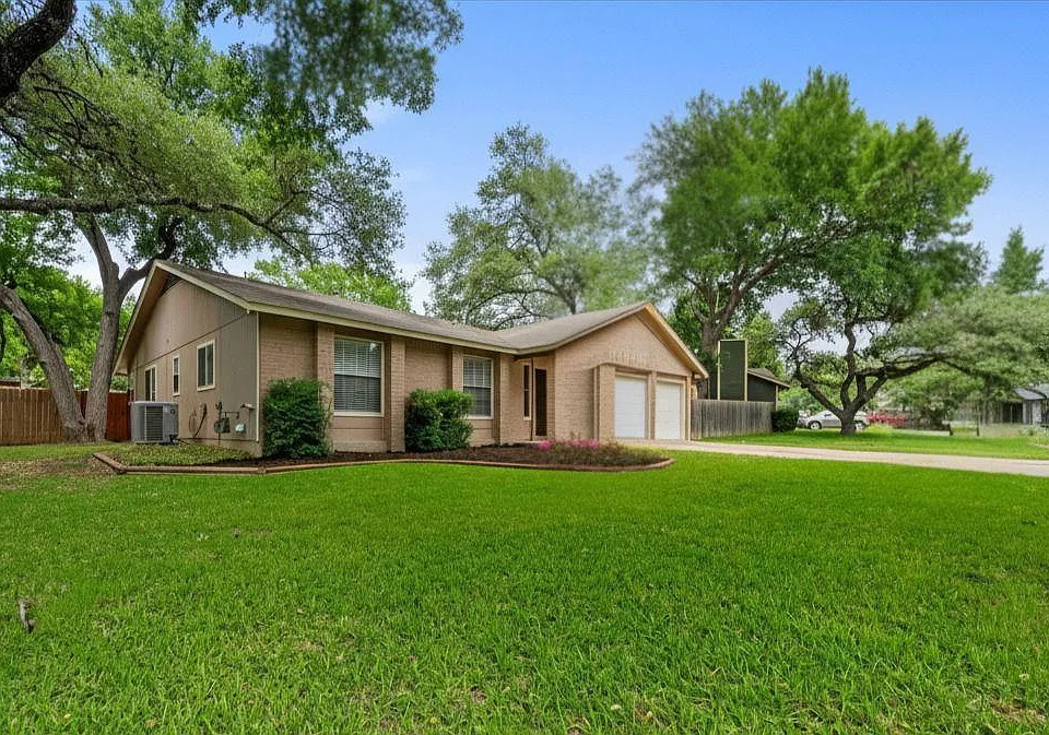 9012 Texas Sun Dr