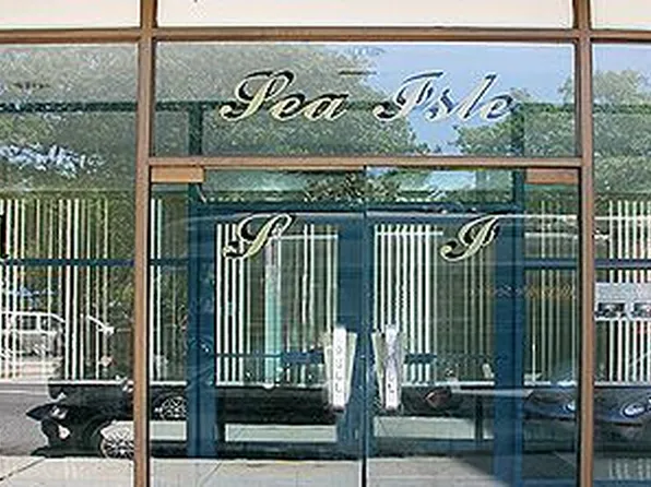 3901 Nostrand Avenue image 1 of 1