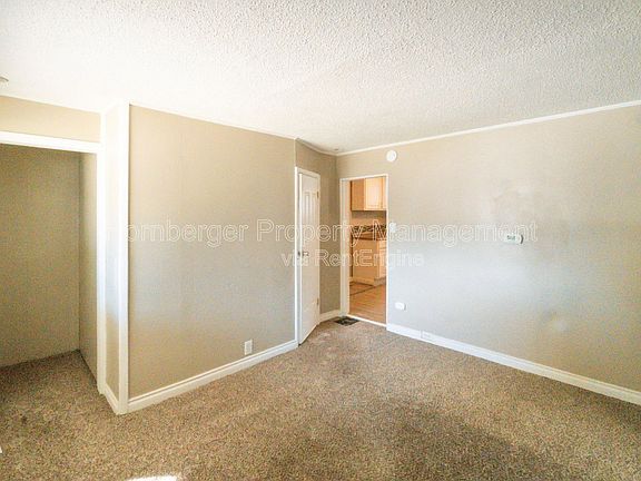 4th image of 611 E Longfellow Ave