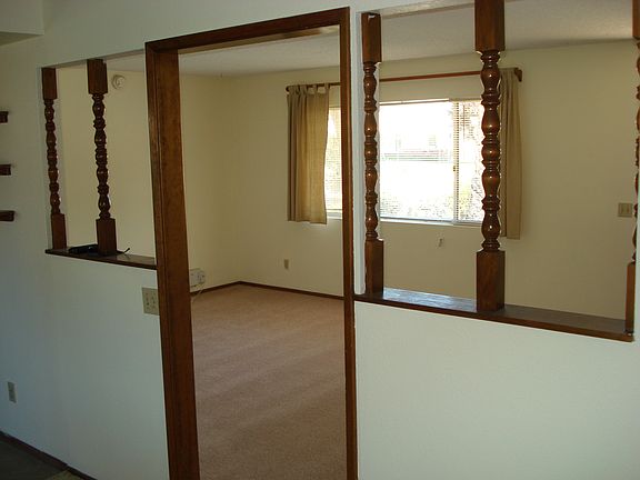 3rd image of 1820 Walden Ln
