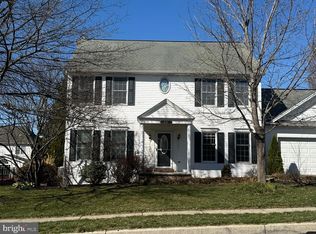 2191 Bradford Dr, Mechanicsburg, PA 17055