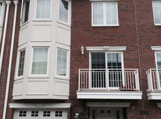 312 Soundview Ln #A, College Point, NY 11356