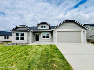 6301 W Ballentree Ln, Rathdrum, ID 83858