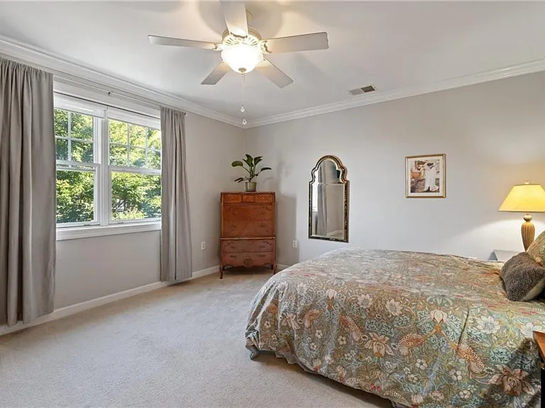 303 Brooke Ave #205 — Photo 16