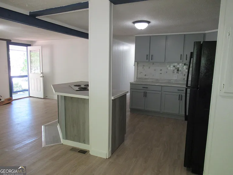 229 Fox Mountain Rd — Photo 7
