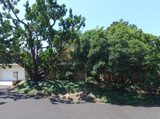 1025 S Oak Forest Ln, Pasadena, CA 91107