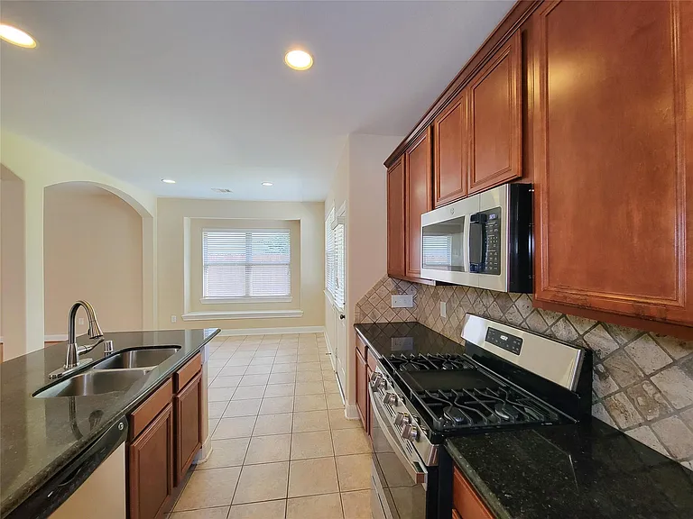 50 W Montfair Blvd — Photo 14
