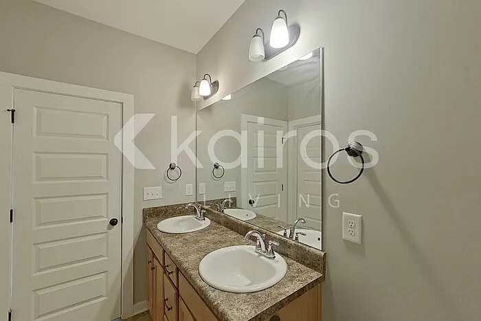 520 White Oak Cir — Photo 19