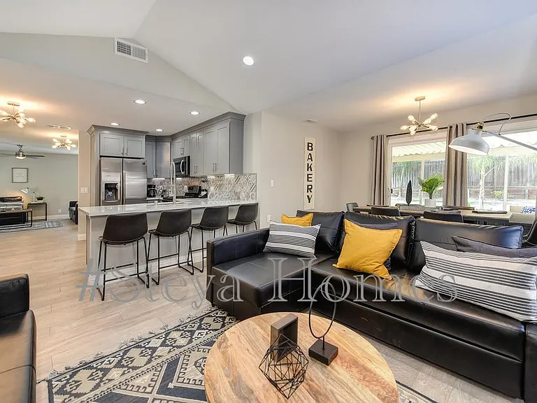 7101 Stanford Oak Dr — Photo 6