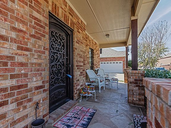 3rd image of 8001 Loma Alta Trl