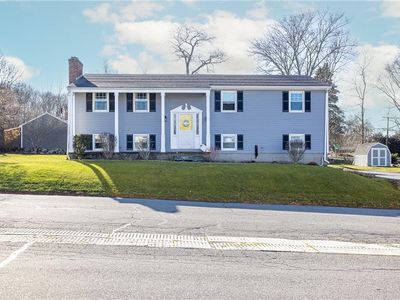 9 Richard Dr, Portsmouth, RI, 02871