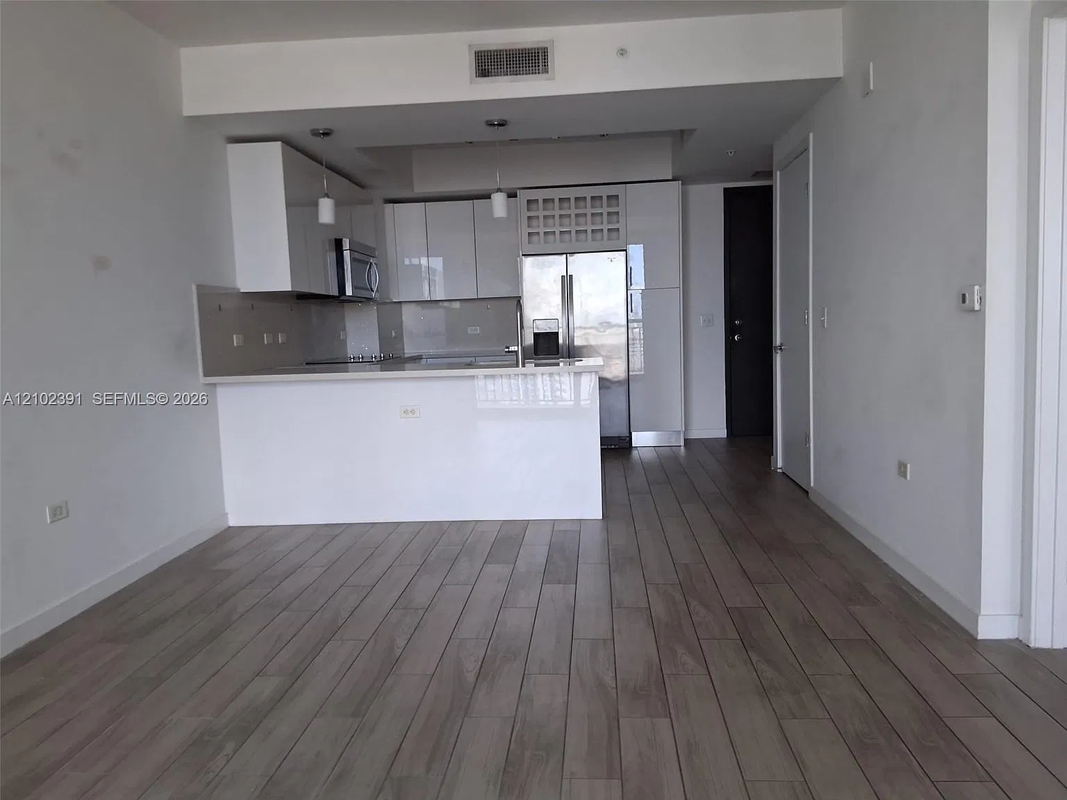 Nine At Mary Brickell Vill — Photo 3