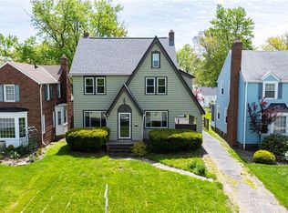 21030 Edgecliff Dr, Euclid, OH 44123