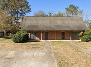 2617 Shore Wood Ct NE, Conyers, GA 30013