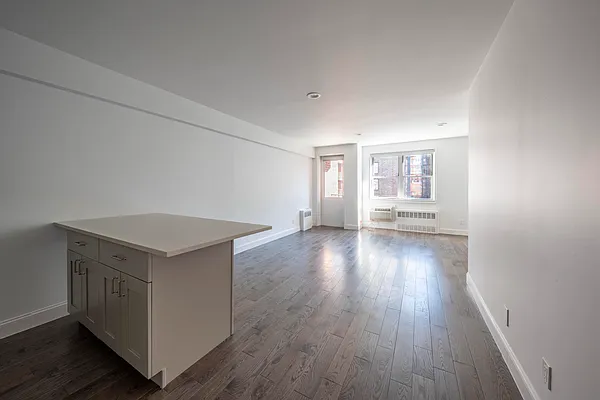 Rented by Compass | media 3