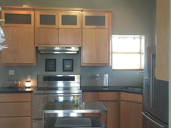 2nd image of 1855 Los Angeles Ct