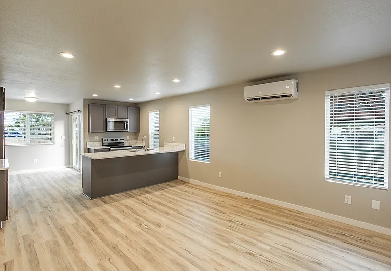 1107 E Decatur Ave #1 — Photo 14