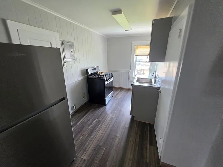1201-1203 S Hanover St. — Photo 12
