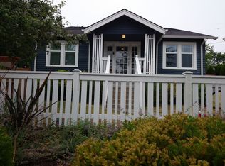 3619 49th Ave SW, Seattle, WA 98116