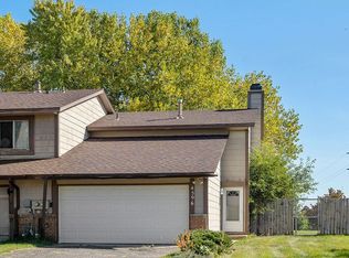 4596 Cinnamon Ridge Trl, Eagan, MN 55122