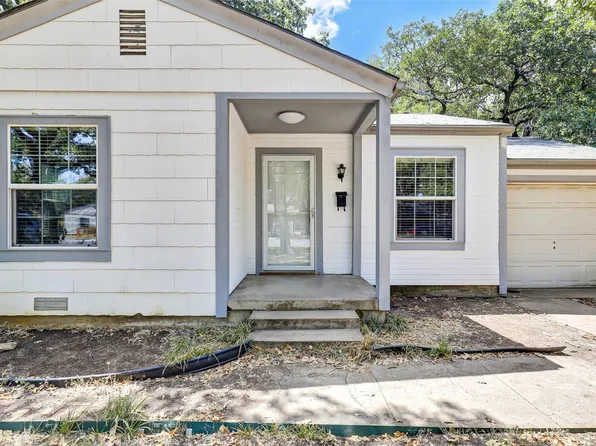 2828 McGee St, Fort Worth, TX 76112
