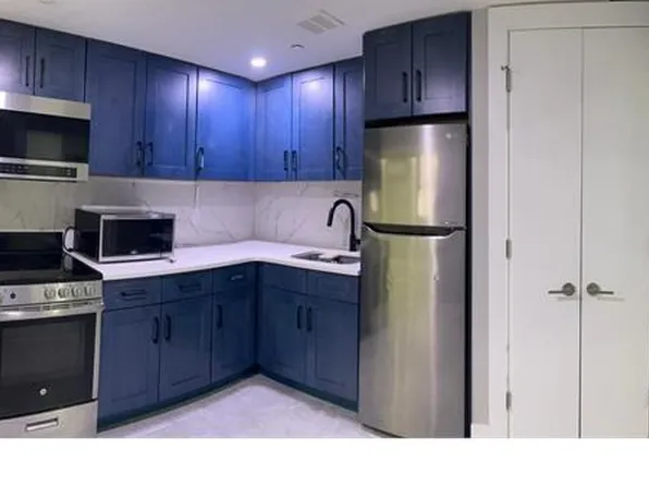 2781 Claflin Ave, Bronx, NY 10468