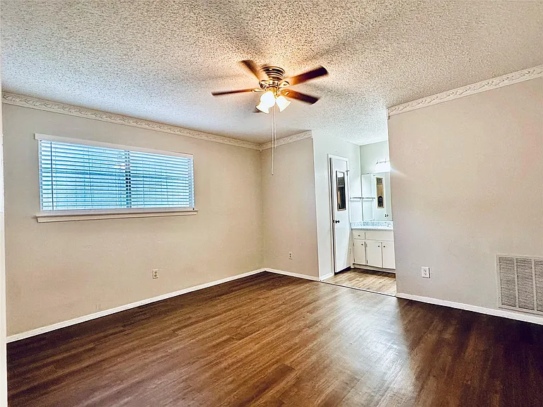 1504 Sagebrush Dr — Photo 14