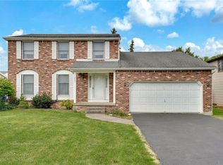263 McNair Rd, Williamsville, NY 14221