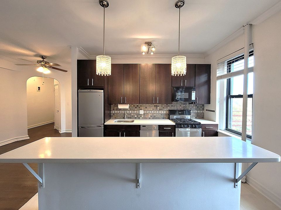 1st image of 3006 29th St APT 5G