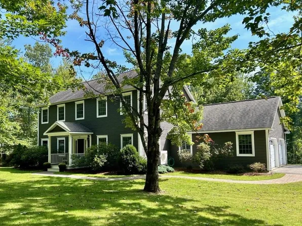 29 Mansfield Drive, Jericho, VT 05465