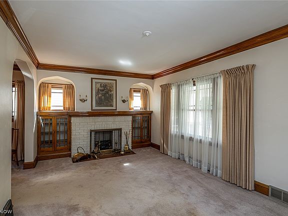 4th image of 8028 Dresden Ave