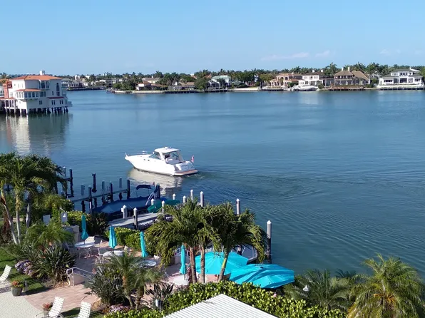 3450 Gulf Shore Blvd N APT 415, Naples, FL 34103