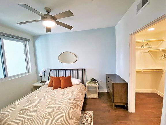3rd image of 2110 El Cajon Blvd #302