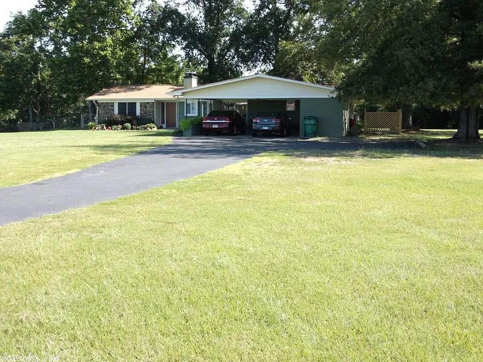 2nd image of 3 Mill Creek Dr