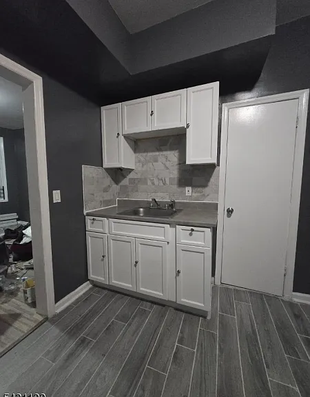 58 Cleremont Ave #2R — Photo 3