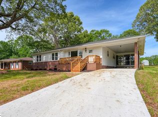 132 Walden Cir, Spartanburg, SC 29301