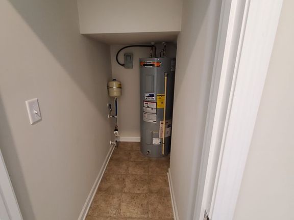 3rd image of 7429 Sienna Heights Pl