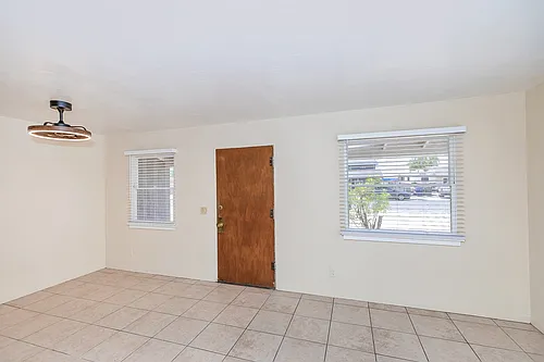 2465 S 7th Ave Photo 1