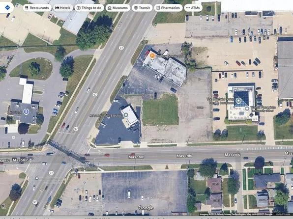 17689 Masonic, Fraser, MI 48026