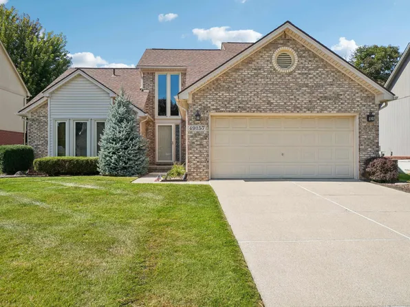 49157 Maurice Dr, Chesterfield, MI 48047