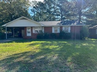 5574 Oakcrest Rd, Sumter, SC 29154