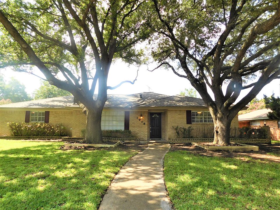 1st image of 1908 Northcrest Dr