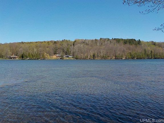3rd image of 534 Midsummer Dr