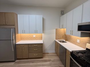 1511 N California Ave #2, Chicago, IL 60622