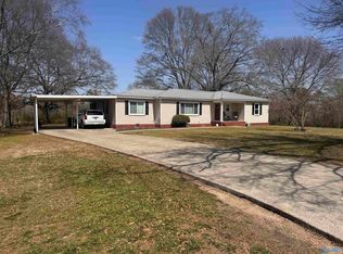 712 Dodd Rd, Guntersville, AL 35976