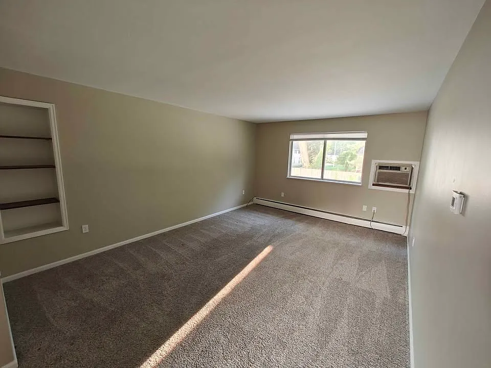 2 bed, 800 sqft, $875 — Photo 3